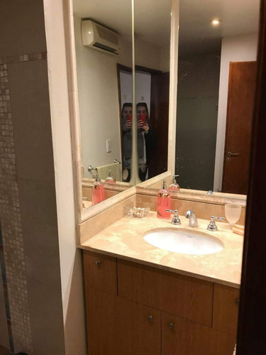 Casa A La Venta De 3 Dormitorios En Housing San Alfonso Ii.villa Allende Sobre Bodereau