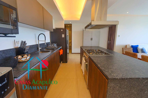 Cad La Isla Fiji O5. Depa De Playa Con Terraza. Incluye Servicio De Limpieza