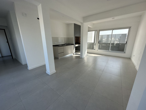 3 Ambientes 120m2 C/ Patio A Estrenar !