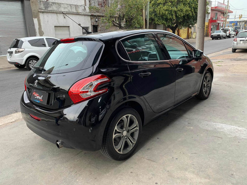 Peugeot 208 1.6 Feline 2013