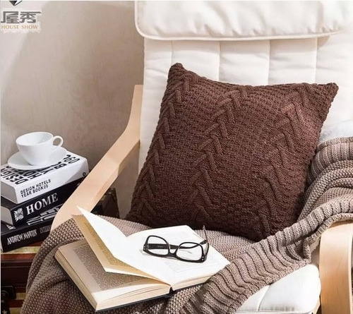 Imagem 2 de 2 de Capa De Almofada Trico Aran 40/40 C/zíper Sofa Cod.337.2