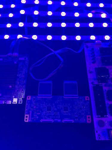 Tarjeta T-con Hisense 55u8g/ 65t55 Cok Ctrl (Usado)