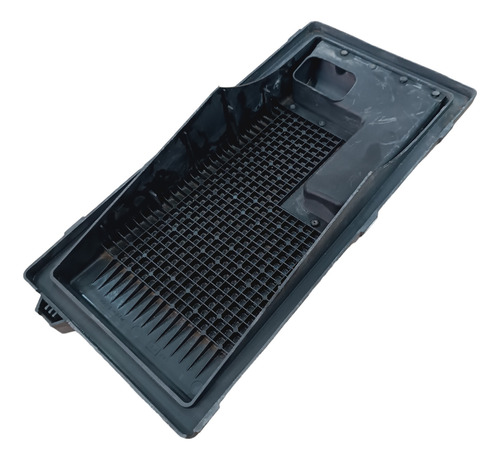 Tapa Porta Filtro Aire Detalle, Nissan Tsuru 3, 1997-2017 (Usado)