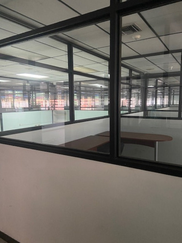 Imagen 12 de 24 de Se Vende Galpon Industrial 2422m²t-1753m²c-5 Ofc+20p.trabajo+10b+50p+p.electrica-guaicay-es