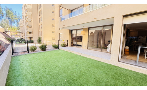 Venta Altos De Curauma Con Patio , 2d+2b Hermoso
