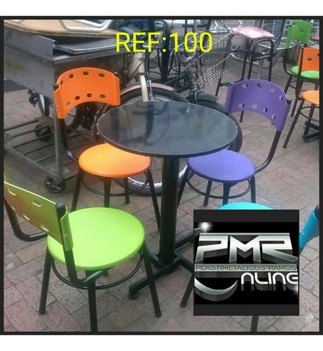 Juego De 4 Sillas Plastica Mesa Madera Para Restaurante Bar