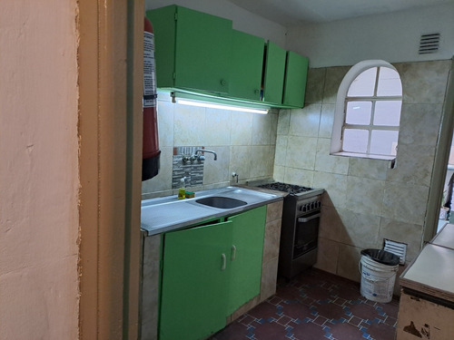 Alquiler De Habitación En Casa De Familia Simples Y Dobles.