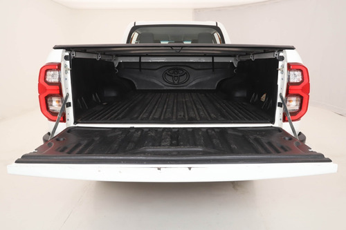 Imagen 12 de 22 de Toyota Hilux