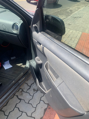 Sucata Celta Flex C/ Direção Ar 11/12 Para Retirada Peças (Usado)