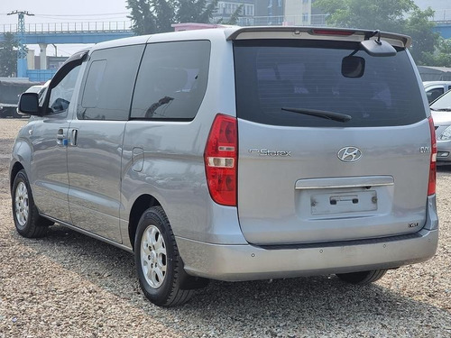 Imagen 13 de 15 de Hyundai H1 - Grand Starex