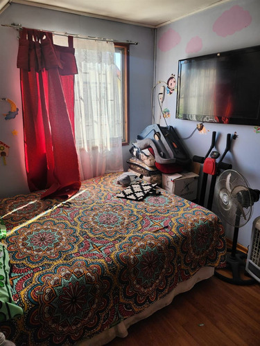 Casa En Venta De 2 Dorm. En Molina