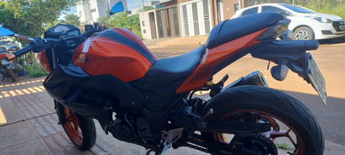Moto Em Ótimas Condições, Algumas Marcas De Uso.