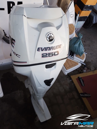 Lancha Focker 255 (ñ Ventura, Mestra, Real, Nx, Fs, Triton)