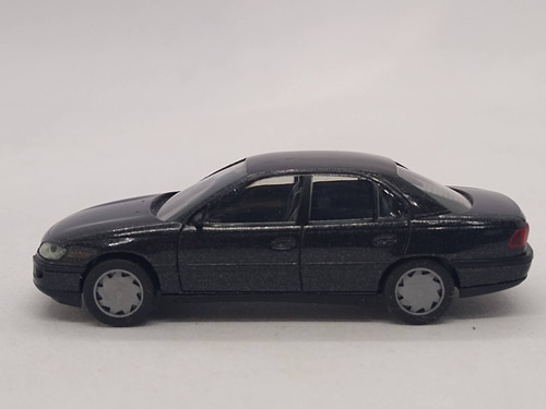 Nico Hermoso Opel Omega Sedan Herpa 1/87 (rhh 70)