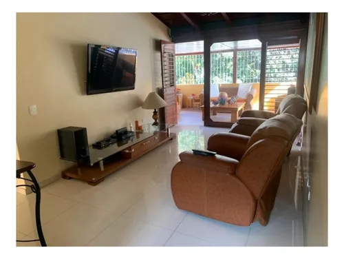 El Marqués Vendo Casa