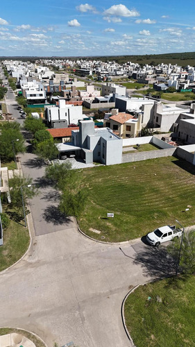 Venta De Terreno En Docta Primera Etapa. Esquina Apto 3 Unid