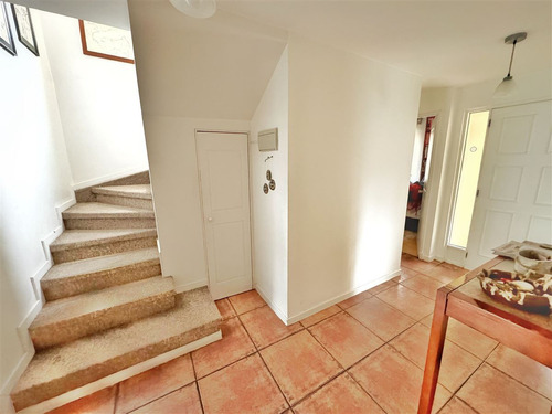 Casa En Arriendo De 4 Dorm. En Huechuraba