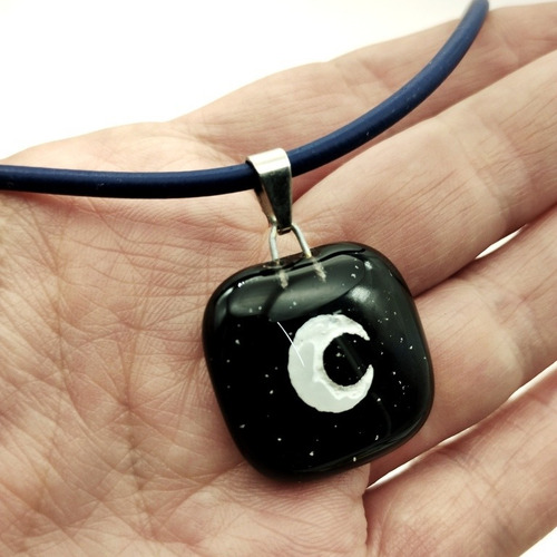 Imagen 3 de 5 de Collar Chico Luna Estelar