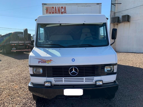 Imagem 9 de 13 de M.benz Mb 710 Ano 2001 Bau R$ 85.000,00