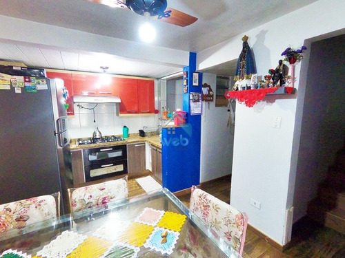 Imagem 12 de 30 de Lindo Sobrado Isauro Trinco. Ótima Localização, Seguro, Com Churrasqueira E Cozinha Planejada. Na Região Do Cajuru. - Ca01226 - 69178302