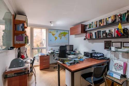 Apartamento En Venta En Chicó Navarra. Cod V22115