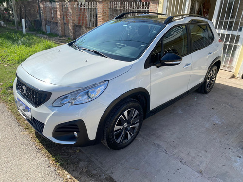 Peugeot 2008 1.6 Feline am20