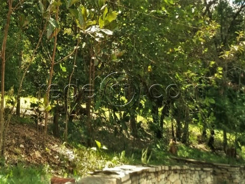 Imagem 21 de 22 de Chácara Com 27.000m2, Casa Rústica, 2 Córregos, 5 Km Da Cidade, Cercada - Pirenópolis - Go - Ch00002 - 68069363