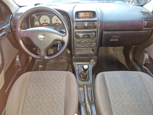 Chevrolet Astra 2.0 MPFI ADVANTAGE 8V FLEX 4P MANUAL