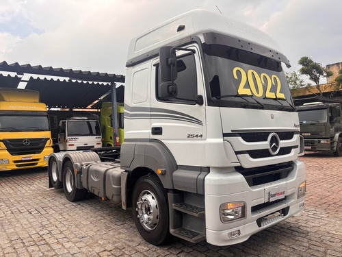 Axor 2544 Ano 2022 Trucado Teto Alto Mercedes 6x2