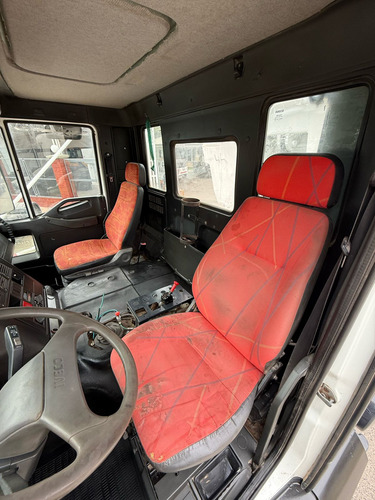 Iveco Trakker 380 2012 Camión Volcador Rentaltrucks Vial