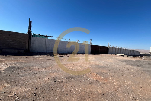 Se Arrienda Terreno Con Galpon Km 12 Antofagasta