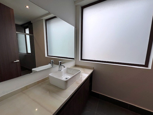 Vendo Departamento Nuevo Con Terraza Y 3 Estacionamientos En Punta Interlomas, Col. Interlomas, Huixquilucan, Edomex