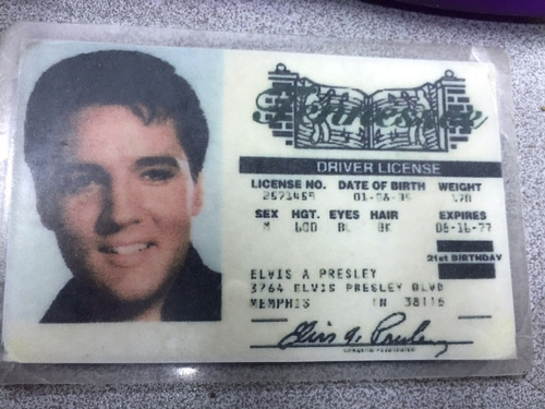 Licencia Elvis Presley, Rcok N Roll