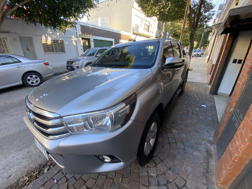 Toyota Hilux 2.8 Cd Srv 177cv 4x2