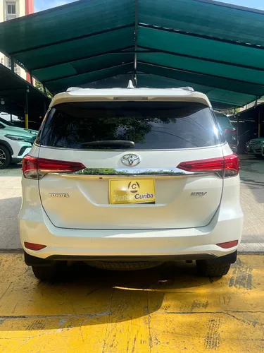 Toyota Fortuner 2.7