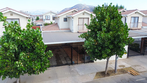 Casa En Condominio Viñedos De Santa Blanca, Ubicación Ideal.