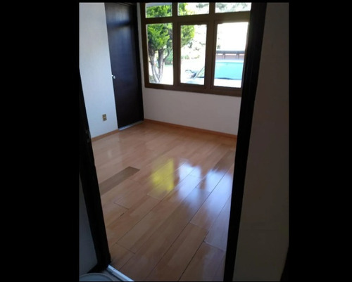 Preciosa Y Amplia Casa, Excelente Ubicación En Col. San Buenaventura, Toluca. Cerca Del Tec De Monterrey -no Créditos- Jagr