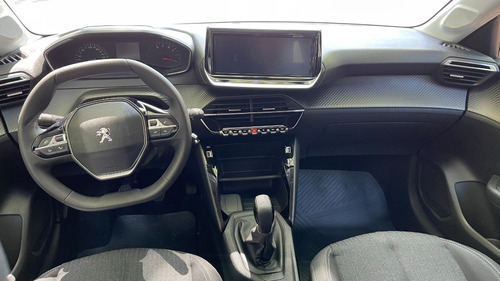 Imagen 18 de 25 de Peugeot 208 New Like 1.2