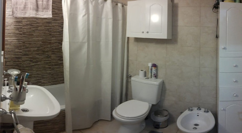 Imagen 10 de 12 de Departamento De 2 Ambientes En Venta - Moron Centro