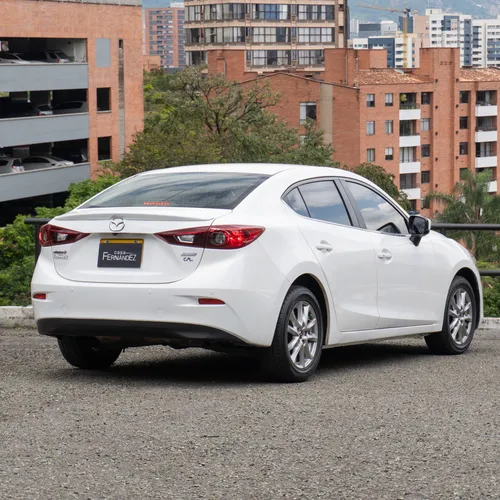 Mazda 3 2.0 Touring At