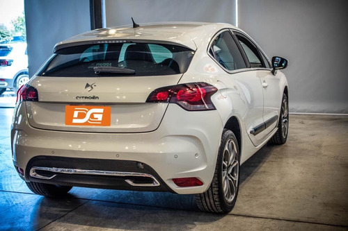 Imagen 3 de 15 de Citroën Ds4 1.6 Thp So Chic At 79.000km 2013 Blanco