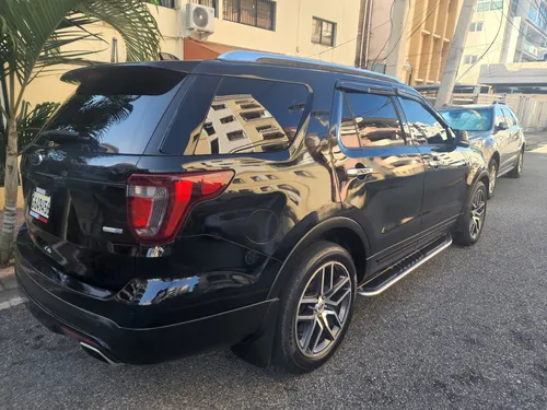 Version Full Sport 3 Filas De Asientos En Piel 4x4