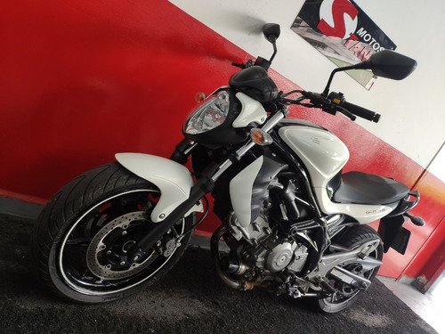 Suzuki Gladius 650 2015 Branca Branco