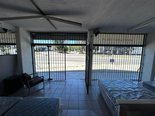 Gran Local 900 M2 - Apto Todo Rubro - Frente Al Quilmes Factory (quilmes Oeste)
