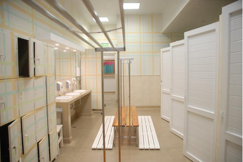 Imagen 21 de 30 de Inmueble Comercial De 1060 M2 Cub. - Consultorios - Gym - Pileta - Cocheras