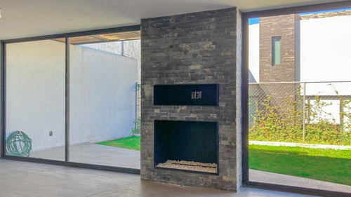 Imagen 2 de 22 de Casa En Venta En Lomas De Vistahermosa