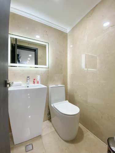 Yosmar & Fernando En Venta Exclusivo Y Lujoso Townhouse Amoblado En Terrazas Del Country Res Mykonos