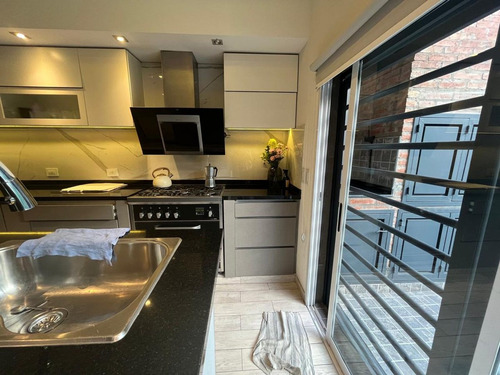 Venta Casa De 5 Amb En Villa Sarmiento El Palomar