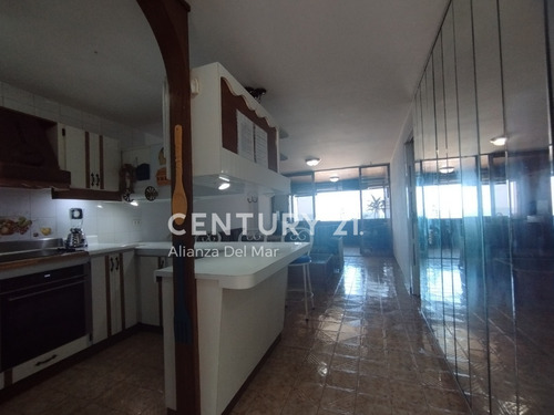 Imagen 3 de 14 de Apartamento En Venta En Camuri Chico