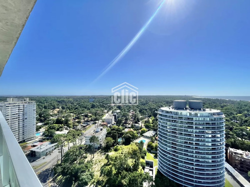 Venta De Apartamento De 1 Dormitorio A Estrenar En Edificio Con Servicios En Roosevelt Punta Del Este 